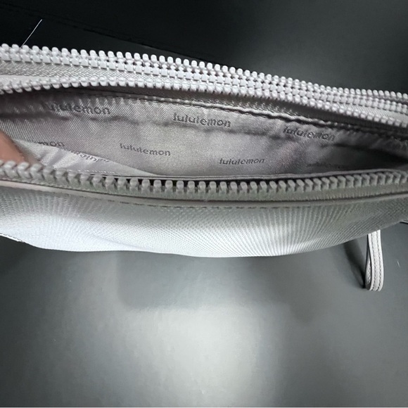 Lululemon Double Up Pouch/Wallet-Levander w/ metal logo medallion - Picture 7 of 13